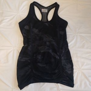 Athelta Tank Top Black/Grey Camo Print Size S